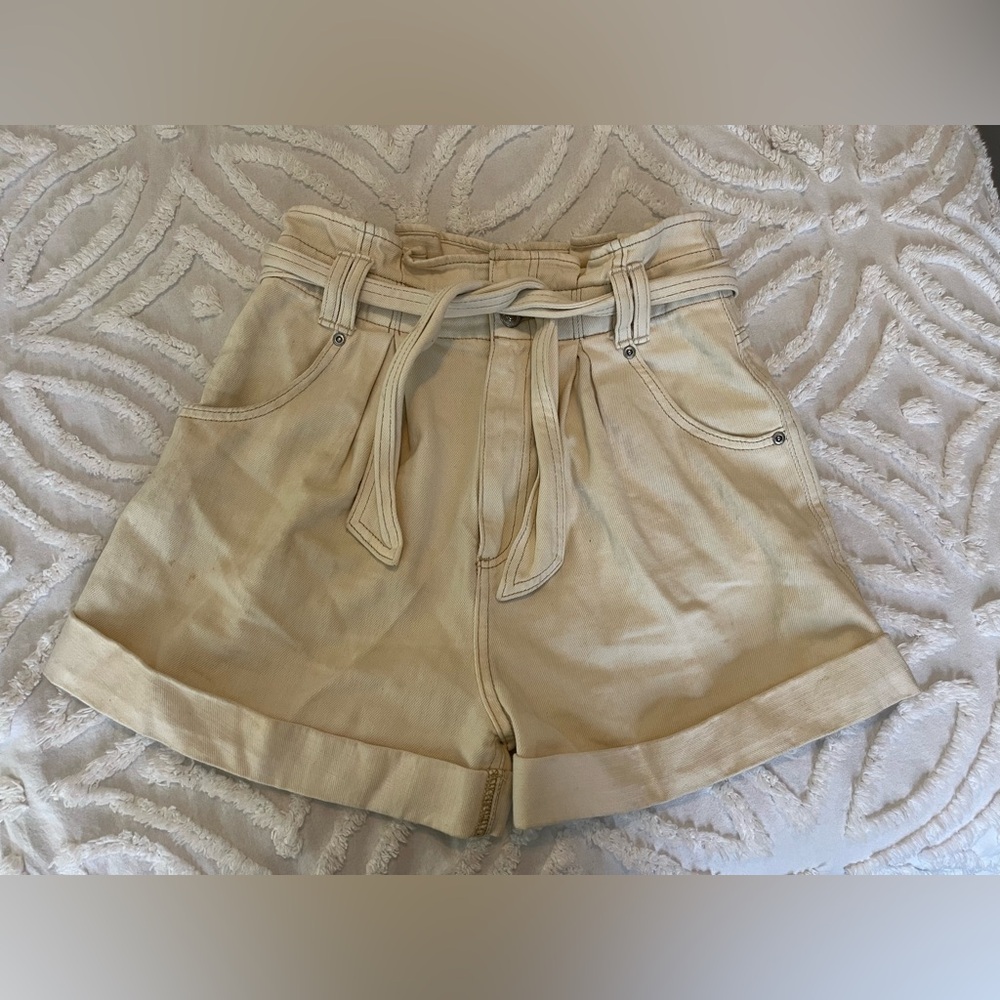 We the free cream shorts with belt